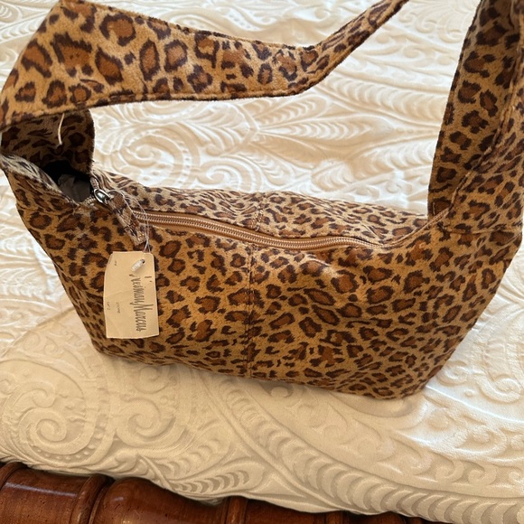 NWT Neimans Marcus Leopard Shoulder Bag - Picture 2 of 11